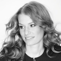 Lauren Fonda avatar image