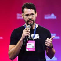 Andrei Netto avatar image