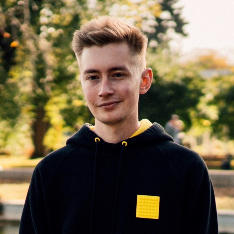 Nikita Pakutin avatar image