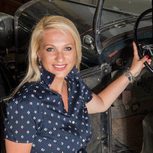 Alina Birsan avatar image