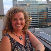 Laura Mercer avatar image