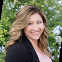 Chelsie Castro avatar image