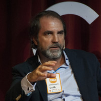 Luis de la Vega avatar image