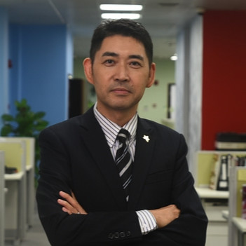 Profile Image for Robert Kwong