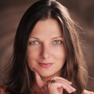 Lenka Le Partl avatar image