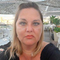 Vicki York avatar image