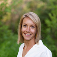 Melanie Worth avatar image