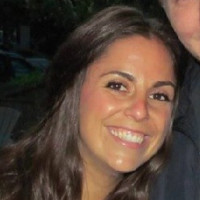 Erica Arruda avatar image