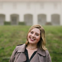 Nina Veaco avatar image