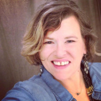 Lisa Seifert avatar image