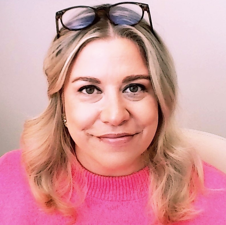 Kelly Klein avatar image