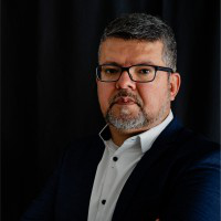 Claudio Brito avatar image