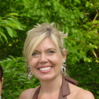 Laurie Raphael avatar image