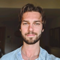 Dominik Kolacz avatar image