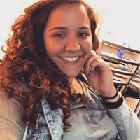 Thais Correia avatar image