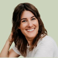 Julia Alexander avatar image