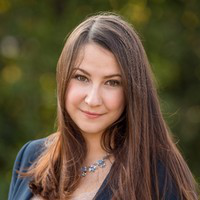 Yulia Tell avatar image