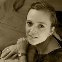 Larissa Bethmann avatar image