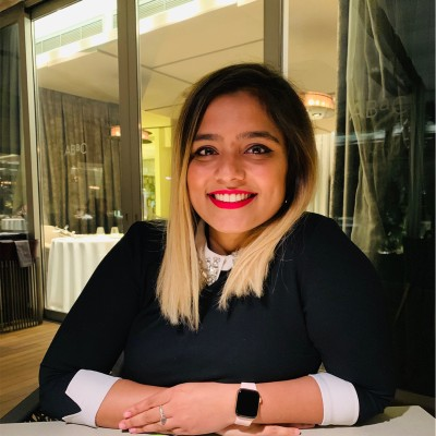 Ritika Bhandarkar avatar image