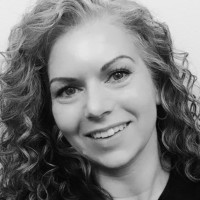 Nicole Schmidt avatar image