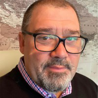 Robert Tas avatar image