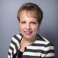 Liz Nover avatar image