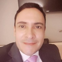 Roberto Tobías avatar image