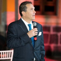 Cesar Parra avatar image