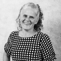 Renee Nutbean avatar image