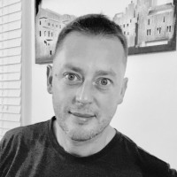 Chris Ashmore avatar image