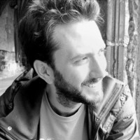 Gavin Edwards avatar image