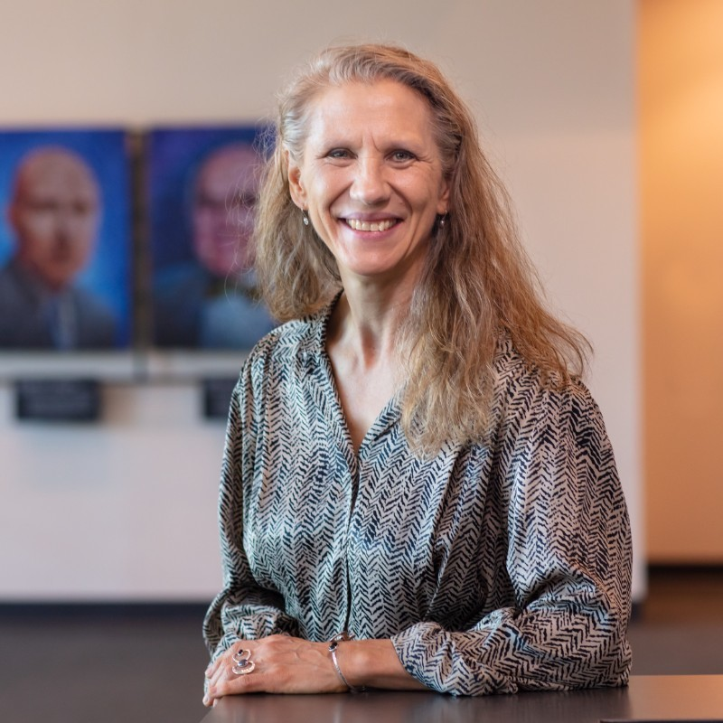 Kim Tutin avatar image