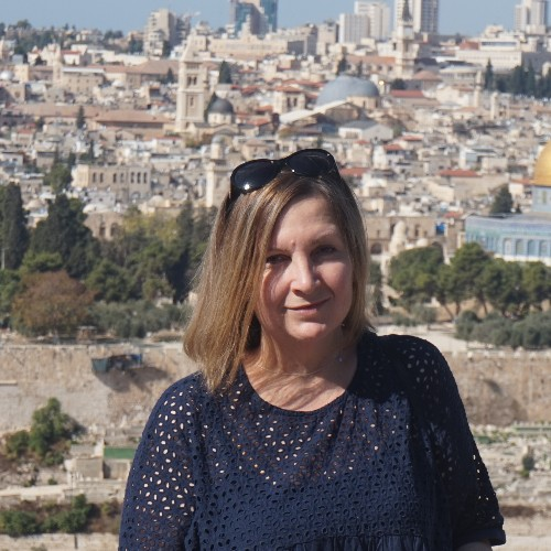 Ela Cleary avatar image