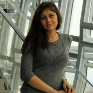 Alina Kulikova avatar image