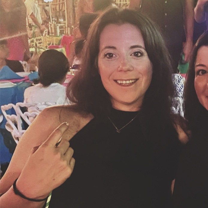 Lindsay Elliott avatar image