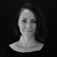 Dora Lutz avatar image