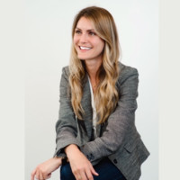 Lara Brooks avatar image