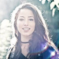 Mia Rozenbaum avatar image