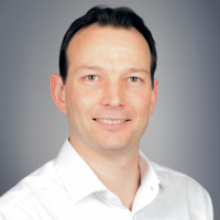 Robert Skinner avatar image