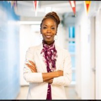 Elizabeth Williams avatar image