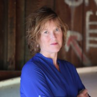 Tracey Robertson avatar image