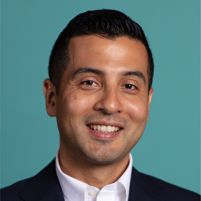 Kia Kavoosi avatar image