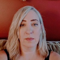 Elizabeth Hoylman avatar image