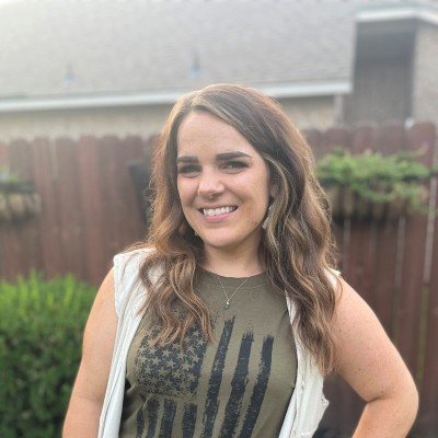 Caitlin Outen avatar image