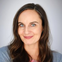 Larina DeWalt avatar image