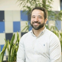 Victor Farias avatar image