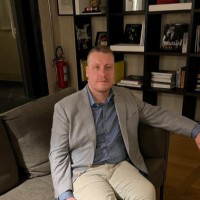 Noel Bourke avatar image