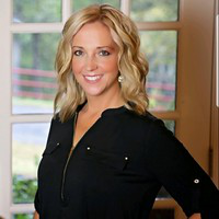 Adrienne Kallweit avatar image