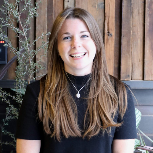 Robyn Lodge avatar image