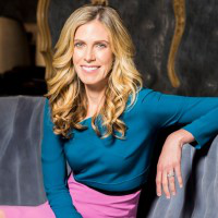 Dana Deluce avatar image